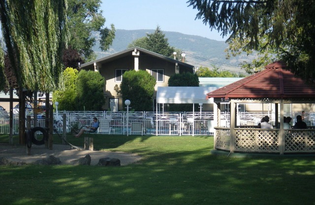 Okanagan Seasons Resort