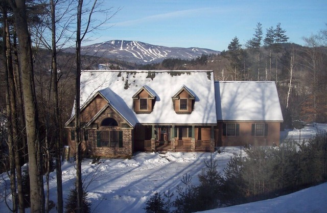 OKEMO Mountain-Incredible view of the slopes!