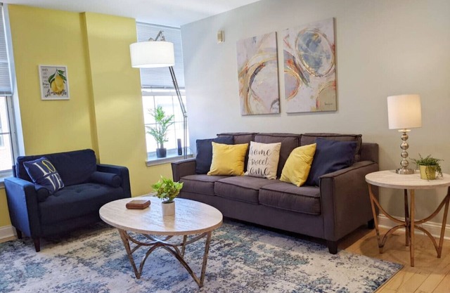 Old City Apt Near Independent Hall and Liberty Bell