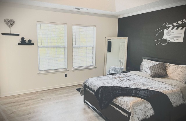 Old Hollywood with Modern touches