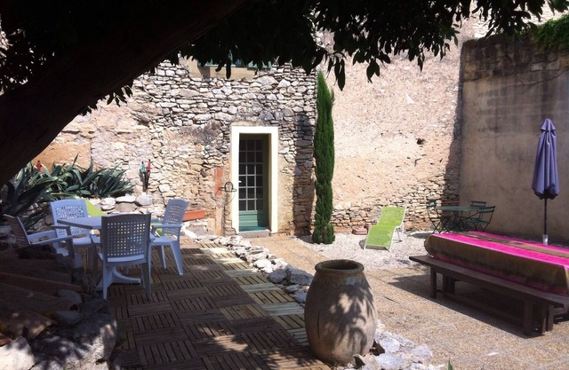 OLD HOUSE, IN A PROVENCAL VILLAGE, A LOT OF CHARM