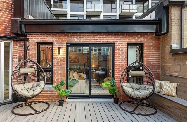 Old Montreal/Downtown-3BR-2BA &Patio