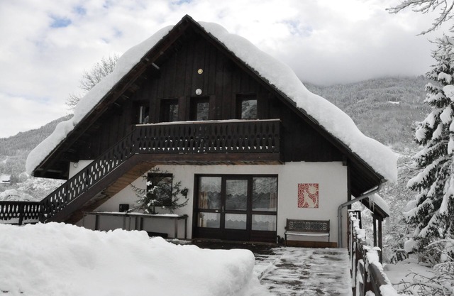 Old Savoyard farmhouse renovated in the Beaufortain Massif