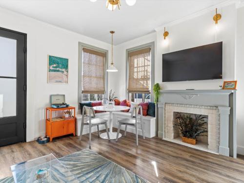 Old Spanish House Suite A Sophisticated Retreat