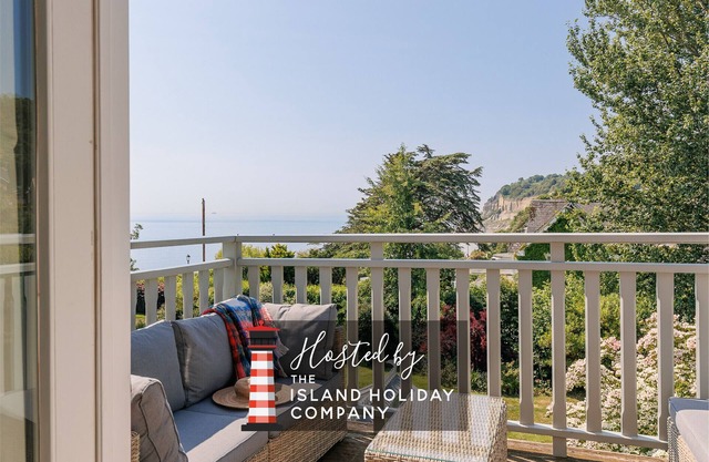 Old Vicarage Upper Apartment - Shanklin, Isle of W