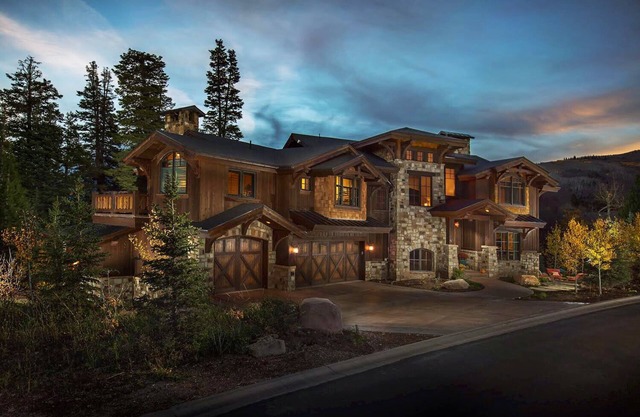 OLD WORLD EUROPEAN LUXURY CHALET-SKI IN-OUT-8 Bedrooms -8,000 SF Winter on Sale!