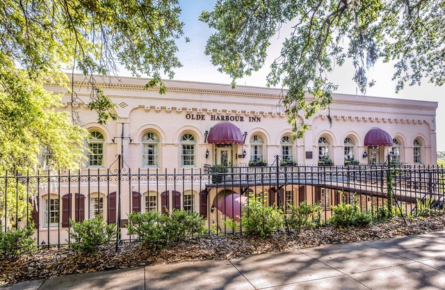 Olde Harbour Inn, Historic Inns of Savannah.