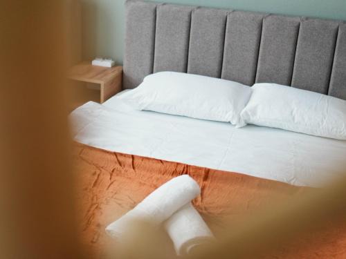 OLDNEW Apartments & Rooms