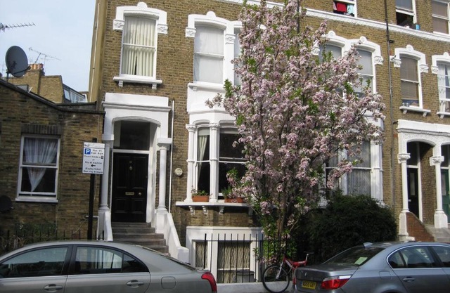 Olympia W14 Two-Bedroom Apartment