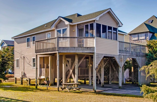 On Special - Oceanside in Waves - Dog Friendly, Hot Tub, Game Room