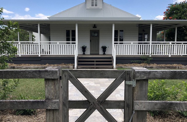 "On the Farm - North Arm" ~ Farm Stay : Farm Play