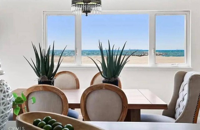 ON THE SAND! Beachfront Seal Beach CA 3bd 3ba home