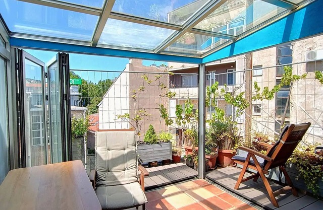 On The Terrace La Vida Joy Mansard Top Kitchen
