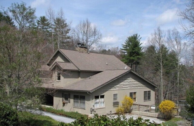 On The Water.rustic Elegance.sweeping Mountain Views