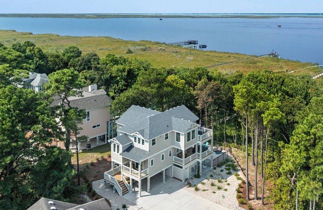 Once Upon A Tide: Soundfront, Pool, Hot Tub