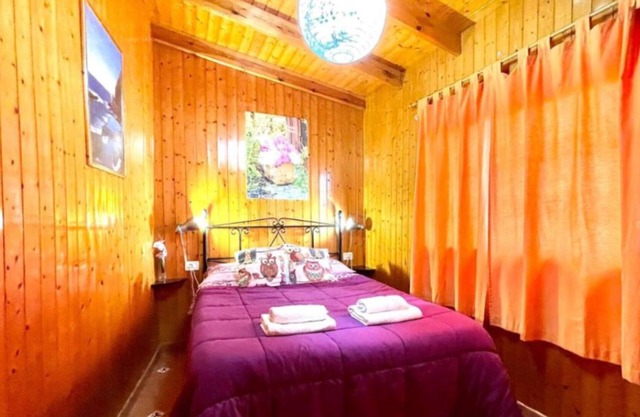 ONDINA RURAL HOUSE "C" FREE WIFI AND NATURAL POOLS