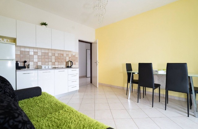 One bedroom apartment with terrace