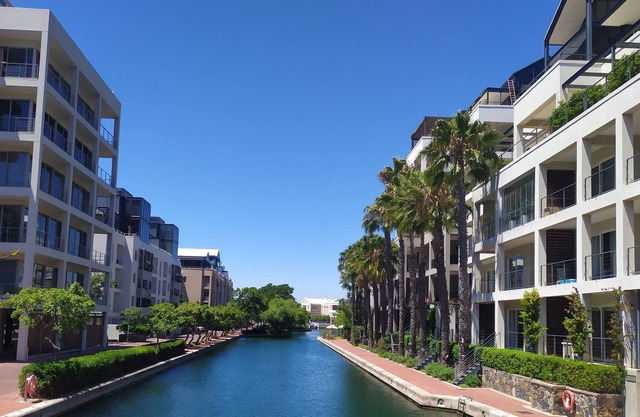 One Bedroom Apartment - fully equipped Waterfront based