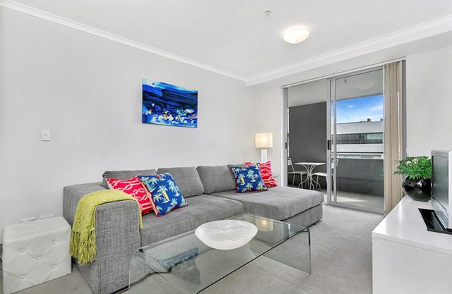 One Bedroom Apartment Atchison Street(L1103)