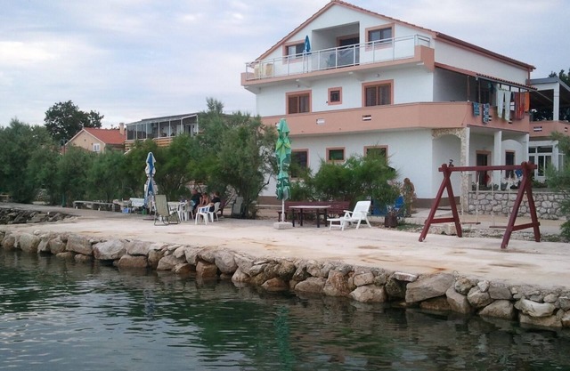 One bedroom apartment near beach Neviđane, Pašman (A-11902-d)