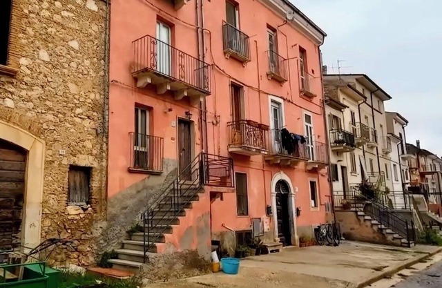 One Bedroom Apartment in Beautiful Raiano!