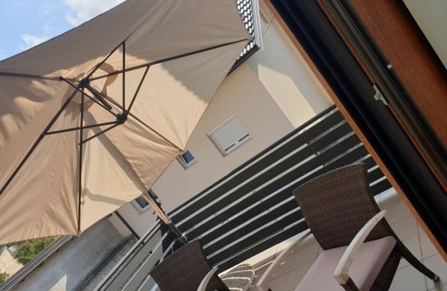 One bedroom apartment with terrace Otočac, Velebit (A-20517-a)