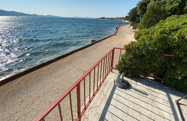 One bedroom apartment near beach Sveti Petar, Biograd (A-849-b)