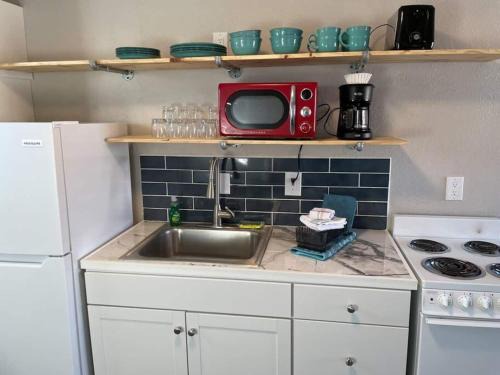 One Bedroom - Near Unm, Nob Hill And Downtown