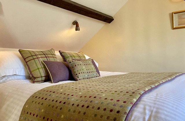 One bedroom Rose Cottage