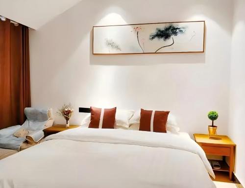 One house Art Hotel