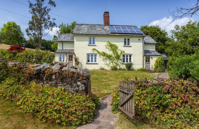 One Lower Spire Cottage, Liscombe