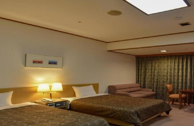 One night breakfast plan Twin Sea direction / Hatsukaichi Hiroshima
