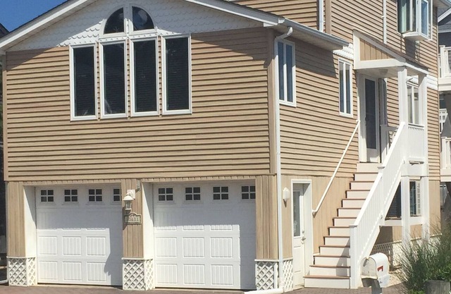 One Off The Beach In Beach Haven Gardens