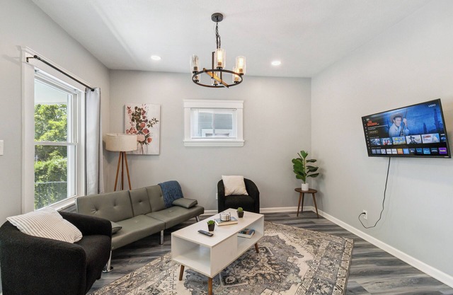 OneFloor OneBedroom Escape