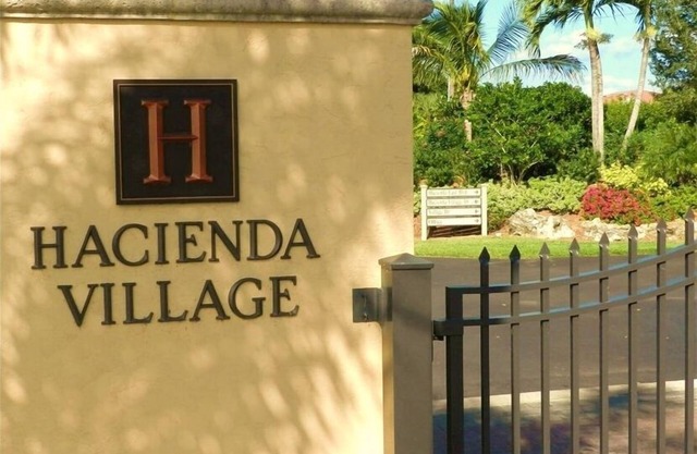 Only 3-Miles to Gulf Beaches - Swim, Play Tennis or Just Relax