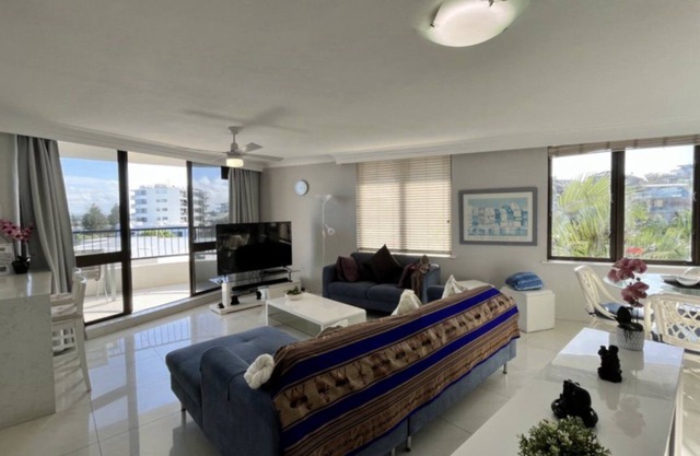Oogarding Unit 10 - Enjoy Caloundra at its best staying in this very nicely appointed apartment