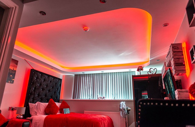 Optimal Apartments - The Sensual Retreat