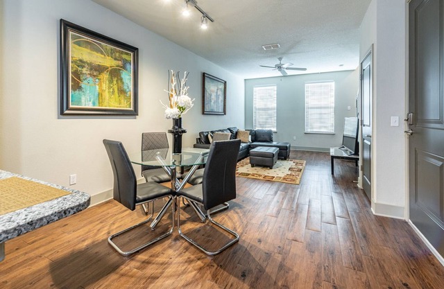 Opulent family friendly home Riverview