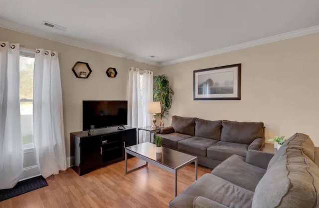 Orchid 2BR Suite @ Forest Hills