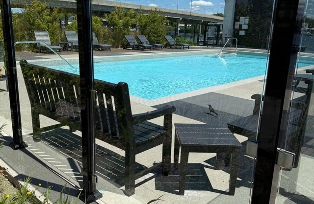 Oriluxstay-Cozy Condo Townhome Just Steps from the Water | Your Perfect Getaway