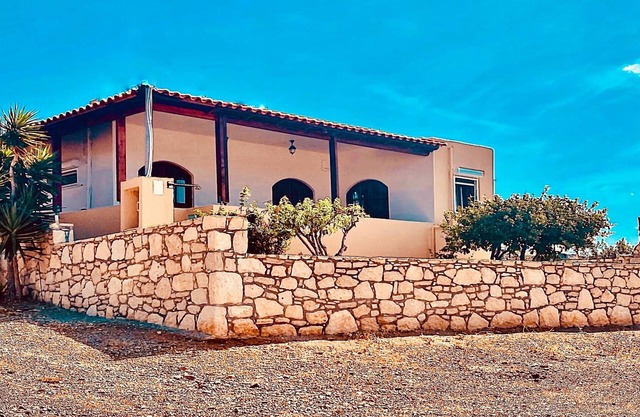 Orionas-relaxing Home by the Sea*