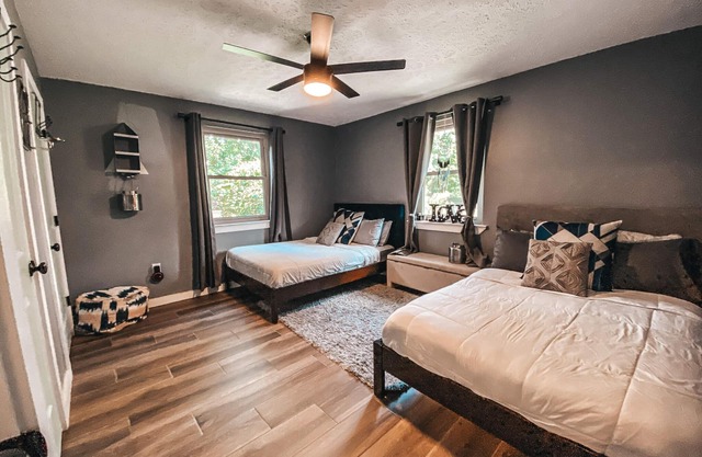 Orlando modern contemporary state of the art country home on a 5 acre property.