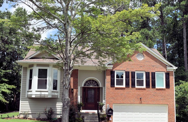 Our 4 bedroom 3 full bathroom home is perfect for your business or leisure trip.