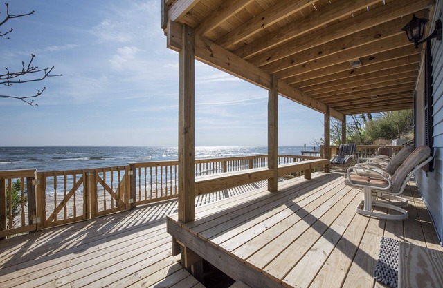 Our Always Dreaming Cottage - The Bay At Your Back Steps