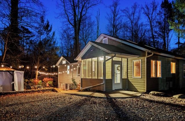 Our neighbors Berry and Barry the bears hope to meet you if you stay at Red Bud!