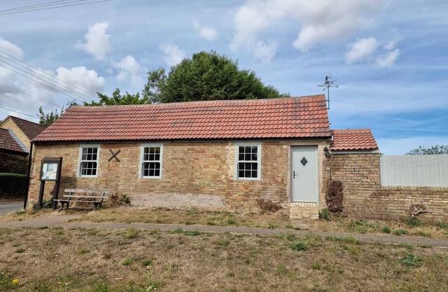 Outbuilding with views of river, St Ives, Cambridgeshire
