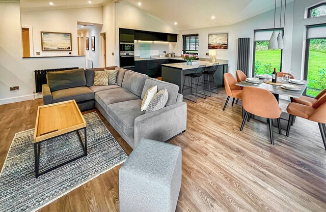 Outstanding bespoke spacious lodge.