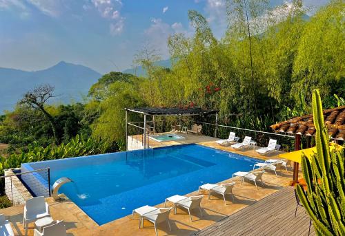 Outstanding FarmHouse jacuzzi & pool near Medellin