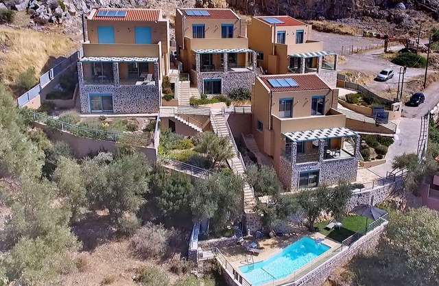 Ouzo Villas 2, 3BR villa at Ag. Isidoros