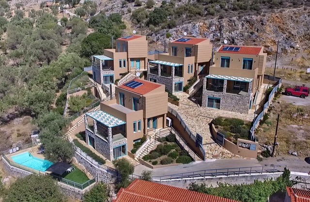 Ouzo Villas, 3BR villa at Ag. Isidoros Plomari Lesvos